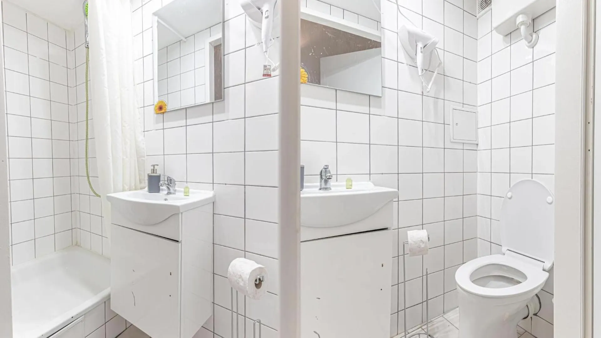비엔나 Danube Delight: Elegant Getaway Near Prater Stern 아파트